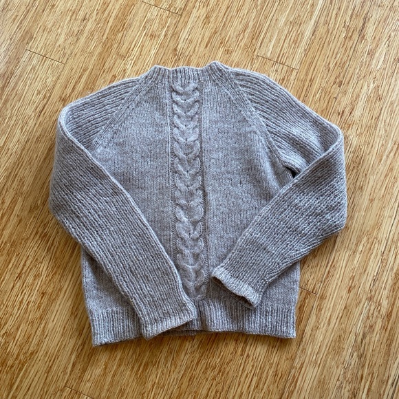 Rountree Hand Knit V-Neck Sweater - Picture 4 of 6